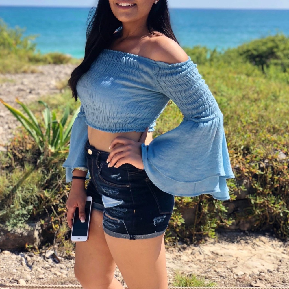 Top blue